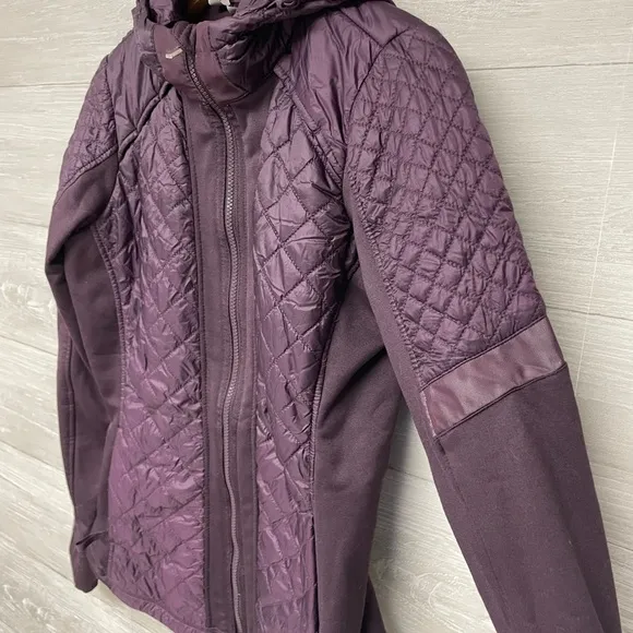 | Athleta | puffer jacket. Size S.