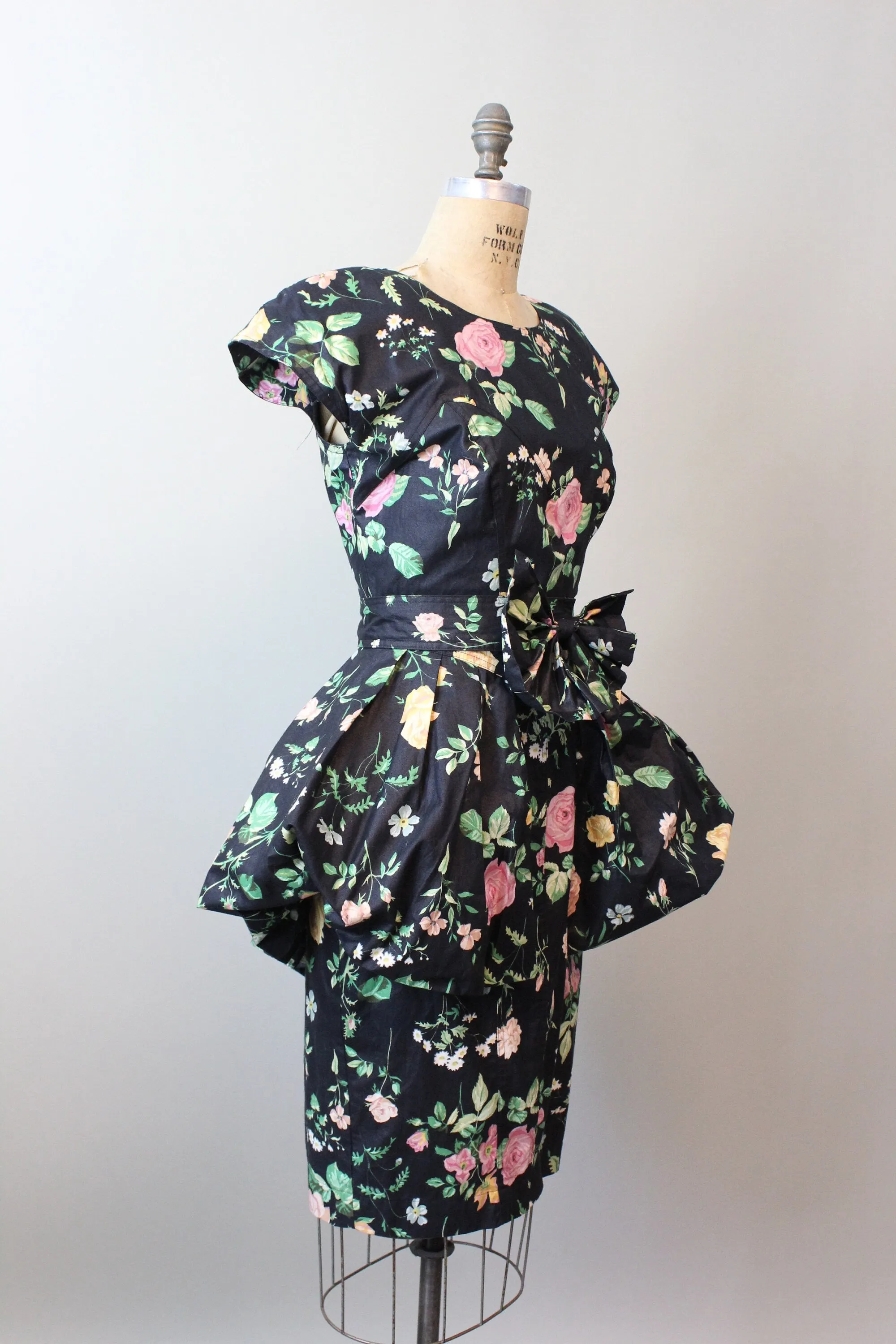 1980s KAREN ALEXANDER open back ROSE print small medium |  new spring