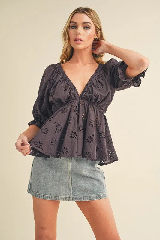Aemi   Co Eyelet Embroidered V-Neck Half Sleeve Peplum Blouse