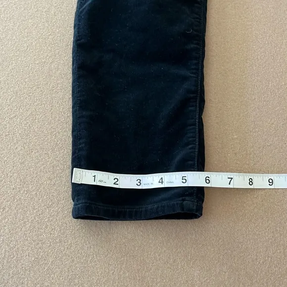 AG Adriano Goldschmied The Moto Stevie Ankle Midrise Straight Corduroy Pant- 31
