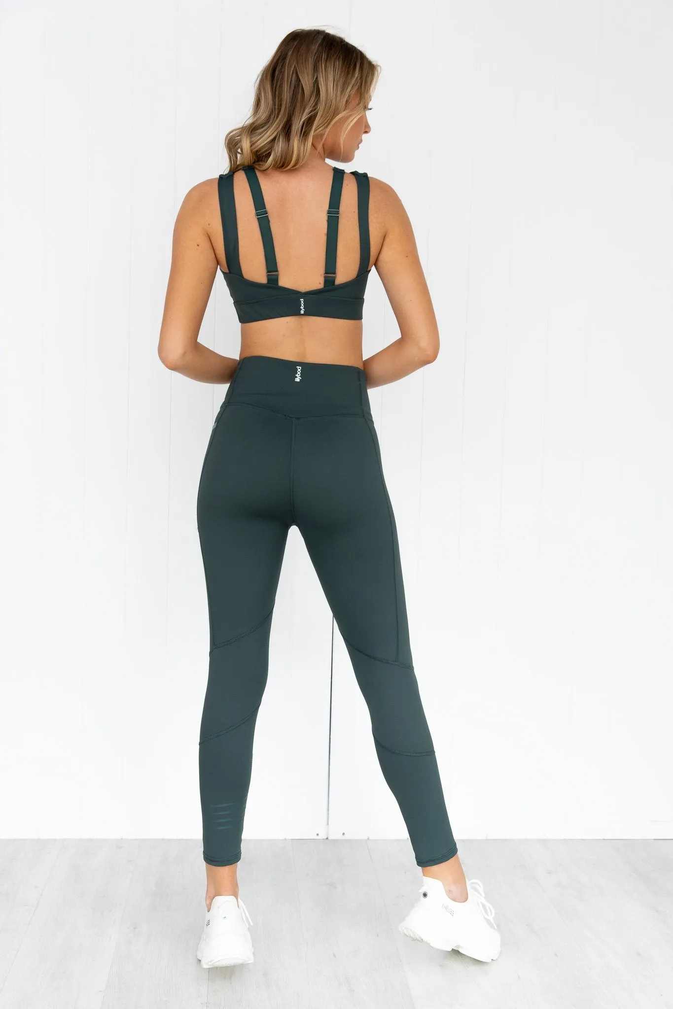 Amber Crop - Smoke Green
