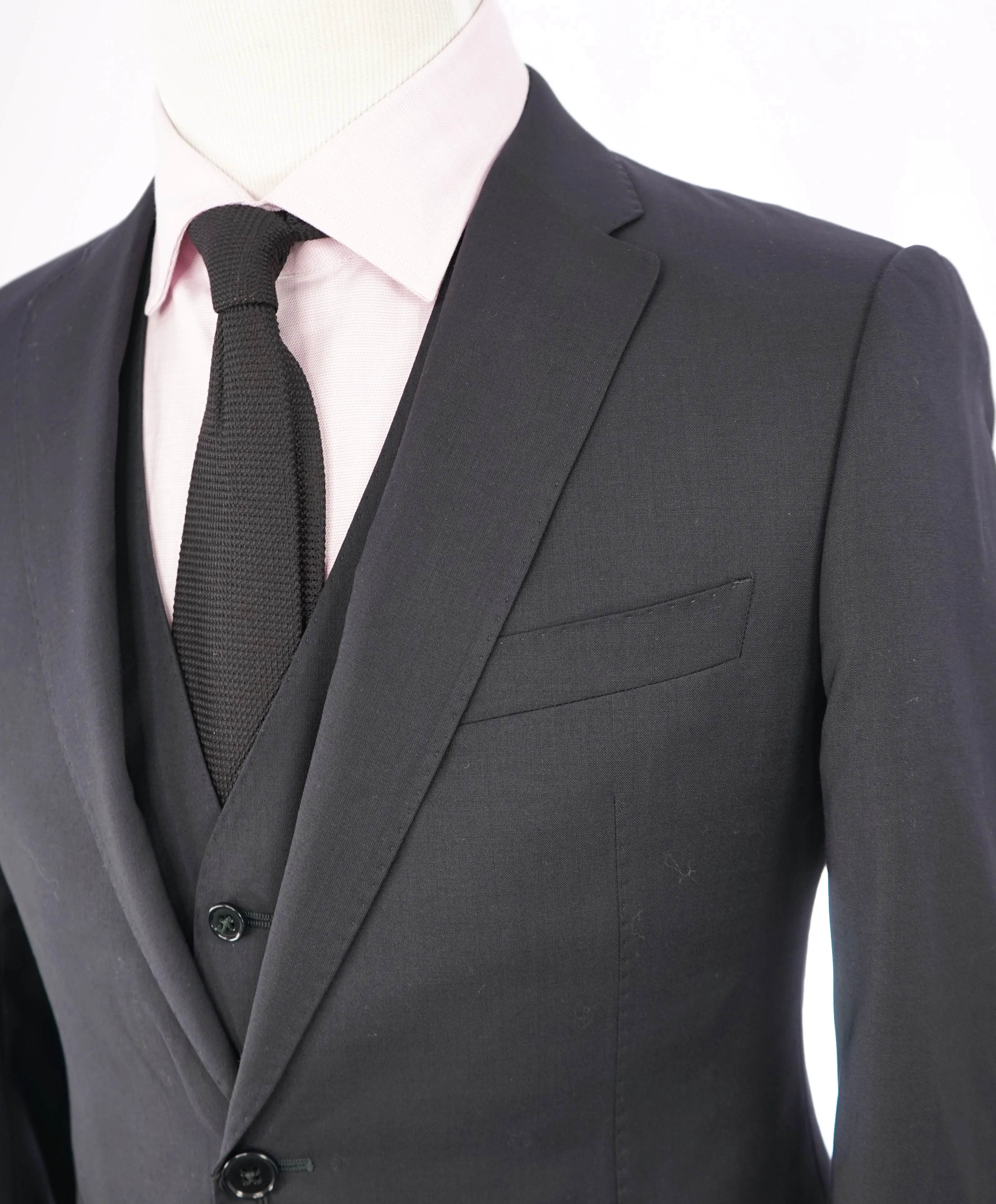 ARMANI COLLEZIONI - “M Line” 3-Piece Navy Solid Suit With Pick Stitching -  46R