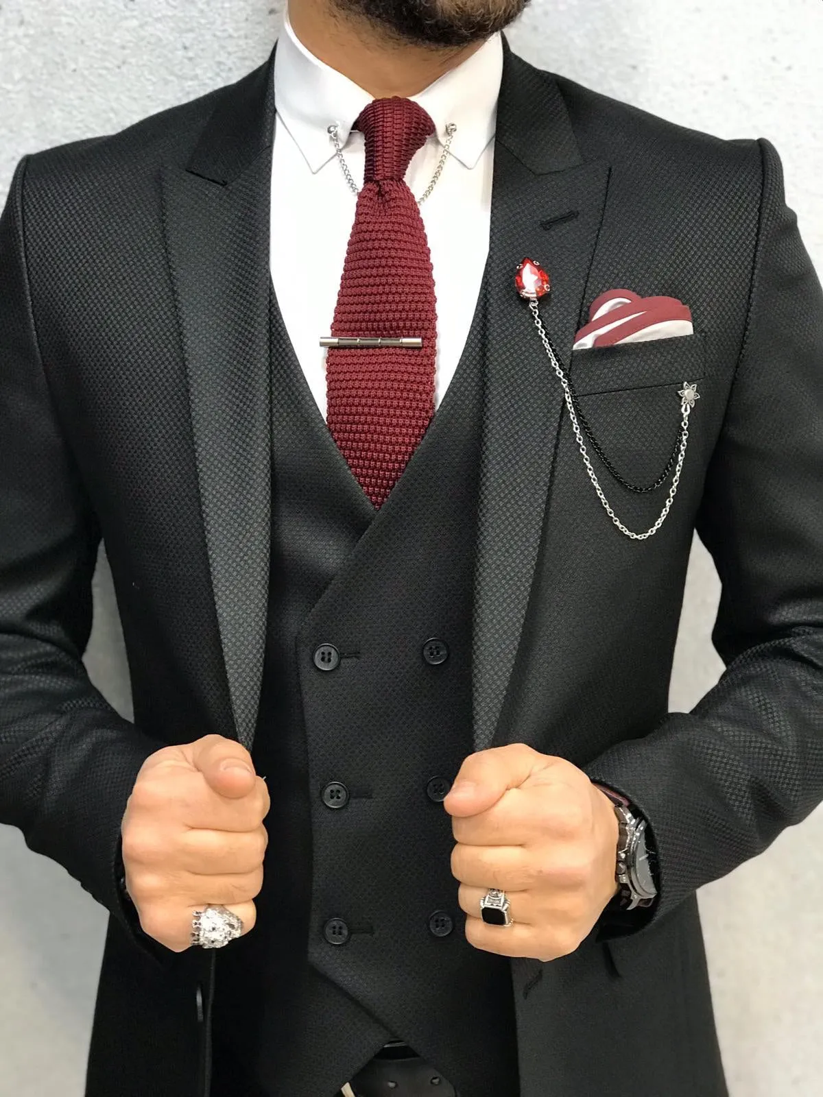 Asmo Black Slim Fit Wool Suit - Elegant Versatility for Every Occasion