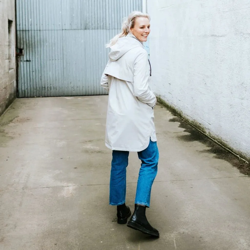 Billie Women's Rain Coat - Ice Crystal with Big Cat Blur