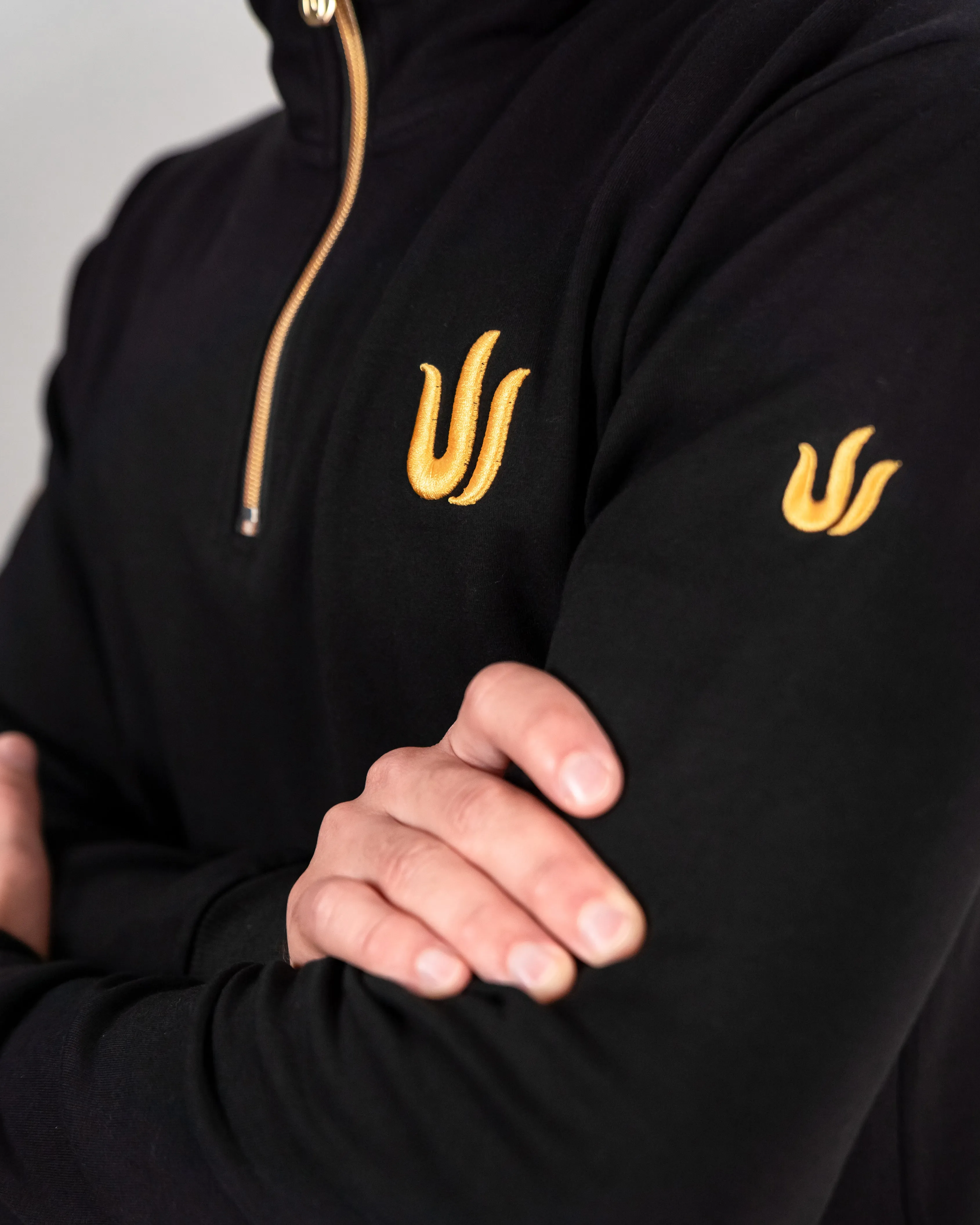 BLACK CLASSIC HIGH NECK SWEATER