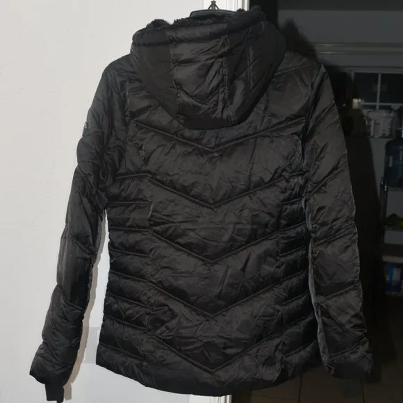 BLACK NWT Nautica Ladies’ Puffer Jacket