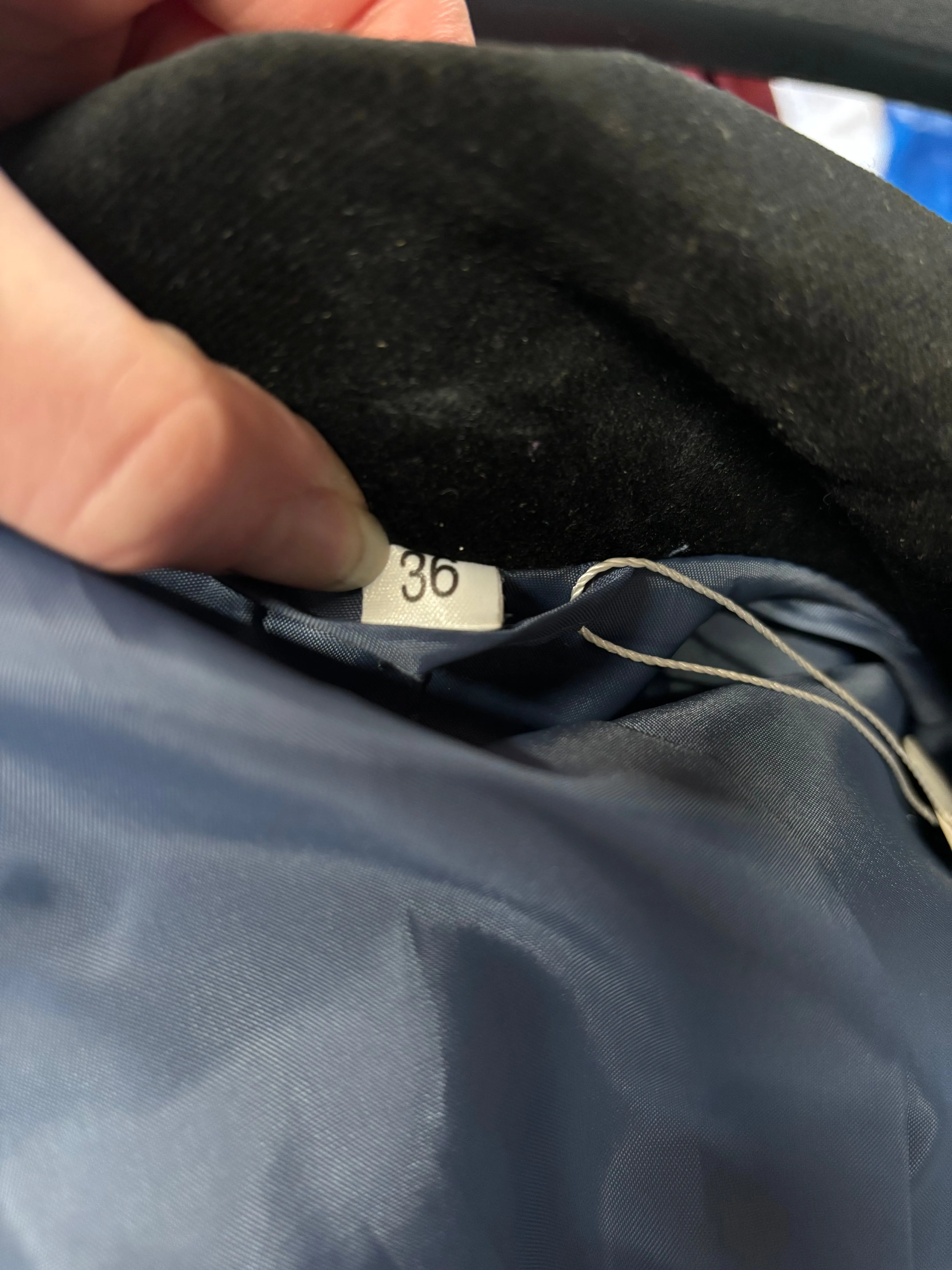 Black show jacket with velvet collar size 12 (36) FREE POSTAGE🔵