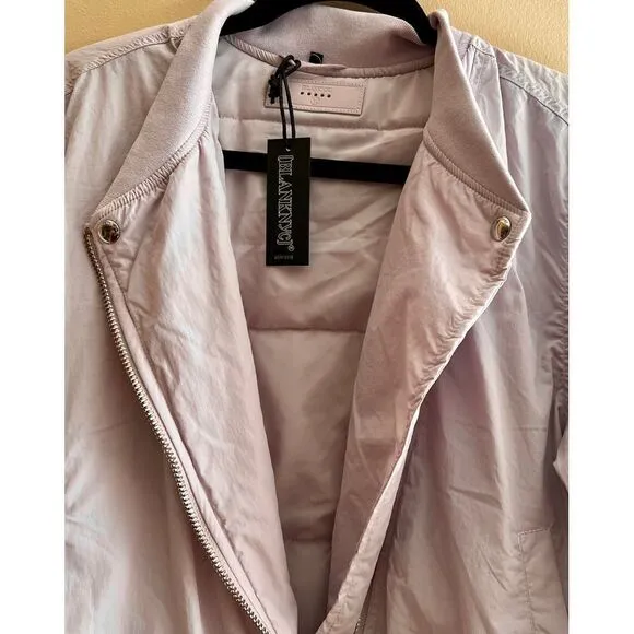BLANKNYC Nylon Puffer Jacket Size Medium‎