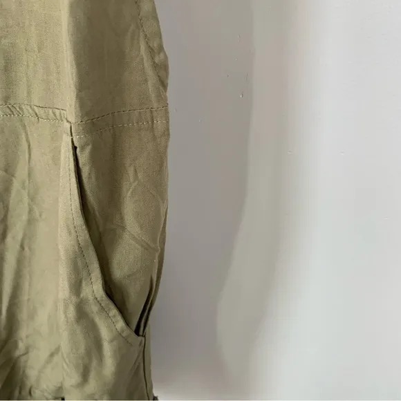 Blood   Bone Slouchy Overalls Shorts Size 10