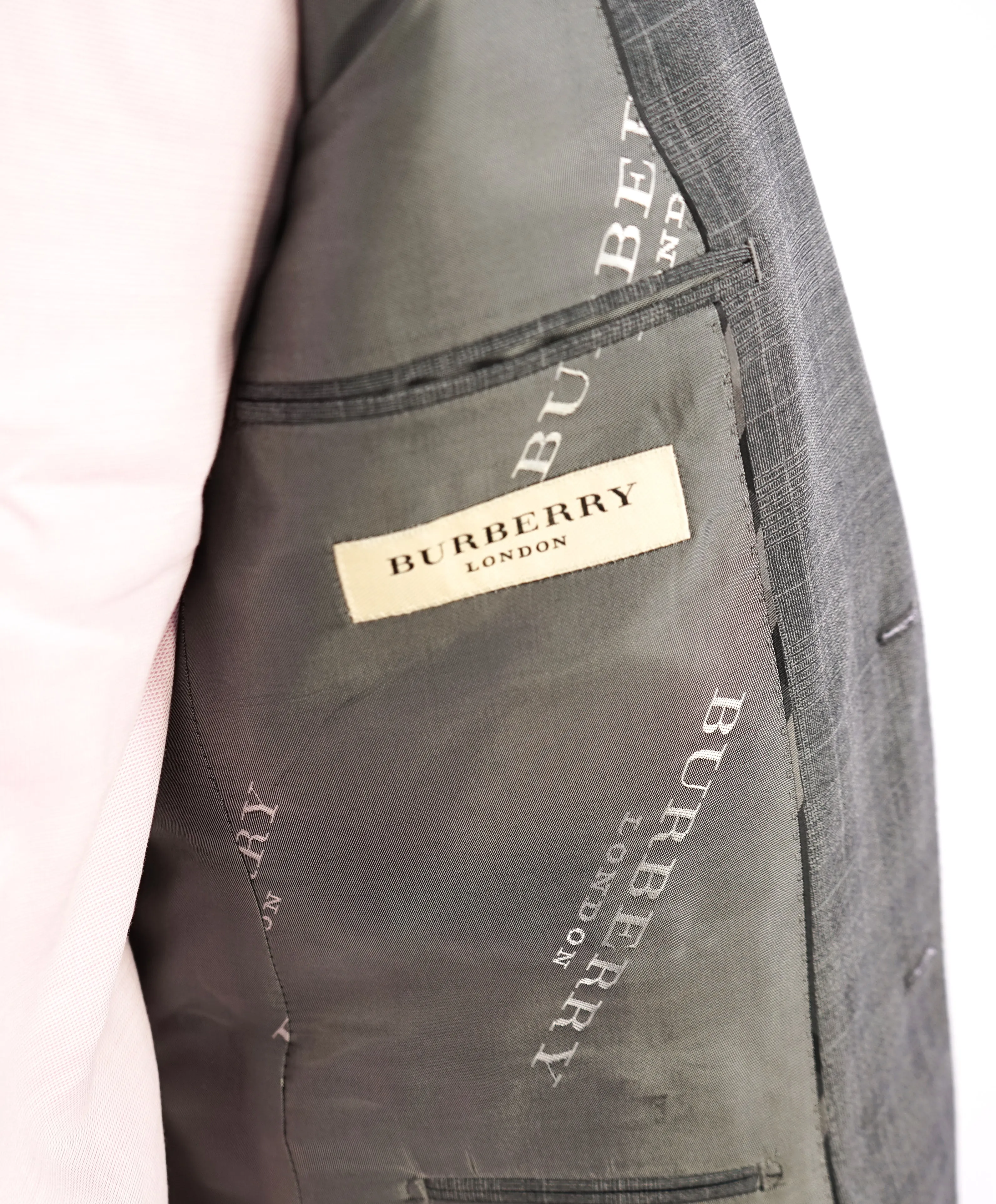 BURBERRY LONDON - Made In Italy Wool Gray "Canbury" Plaid LOGO Suit - 44R