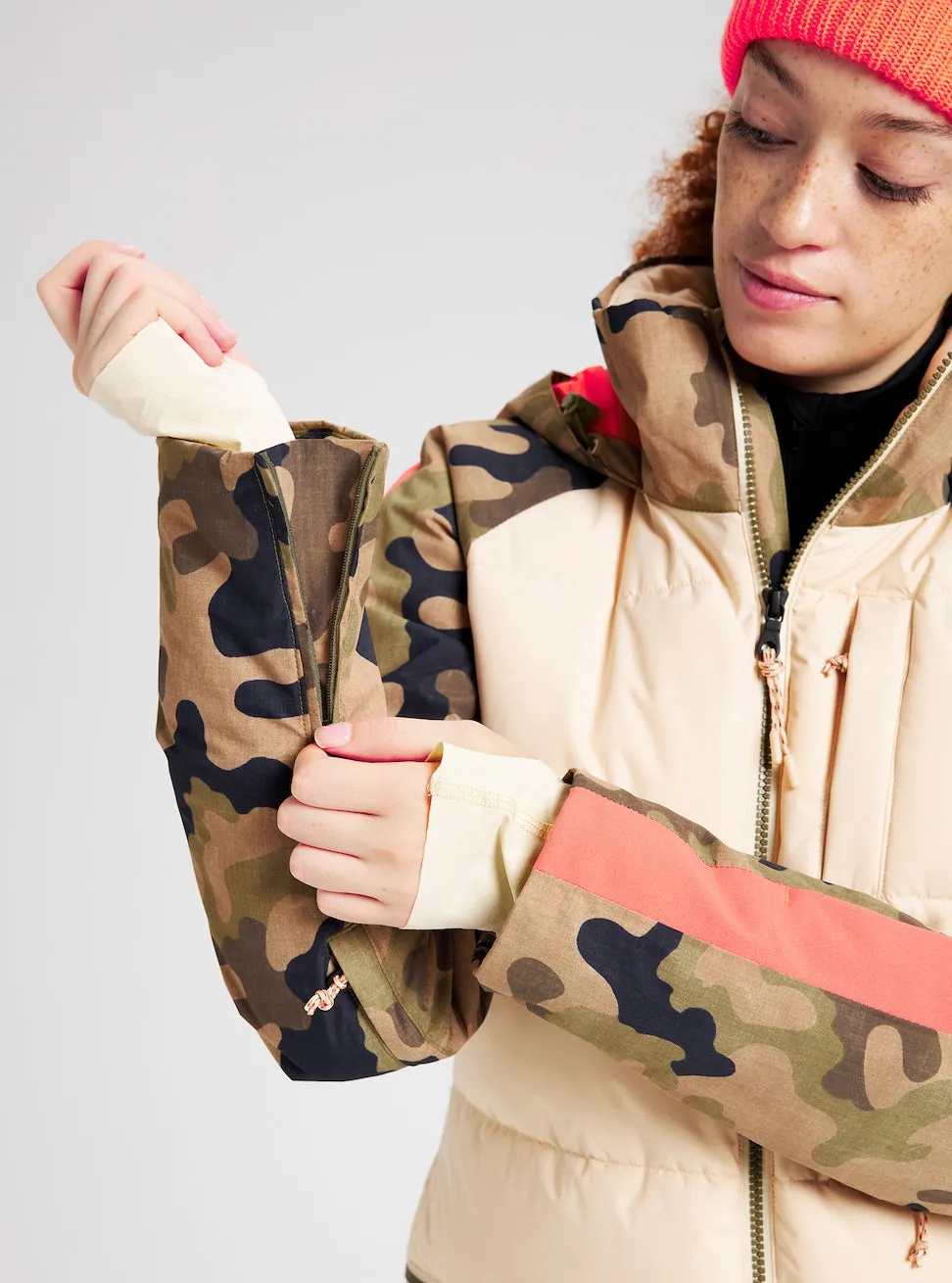 Burton Keelan Womens Jacket Crème Brulee / Martini Olive Terra Camo