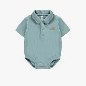 Cache-couche à manches courtes bleu en coton biologique, naissance || Blue bodysuit long sleeves in organic cotton, newborn