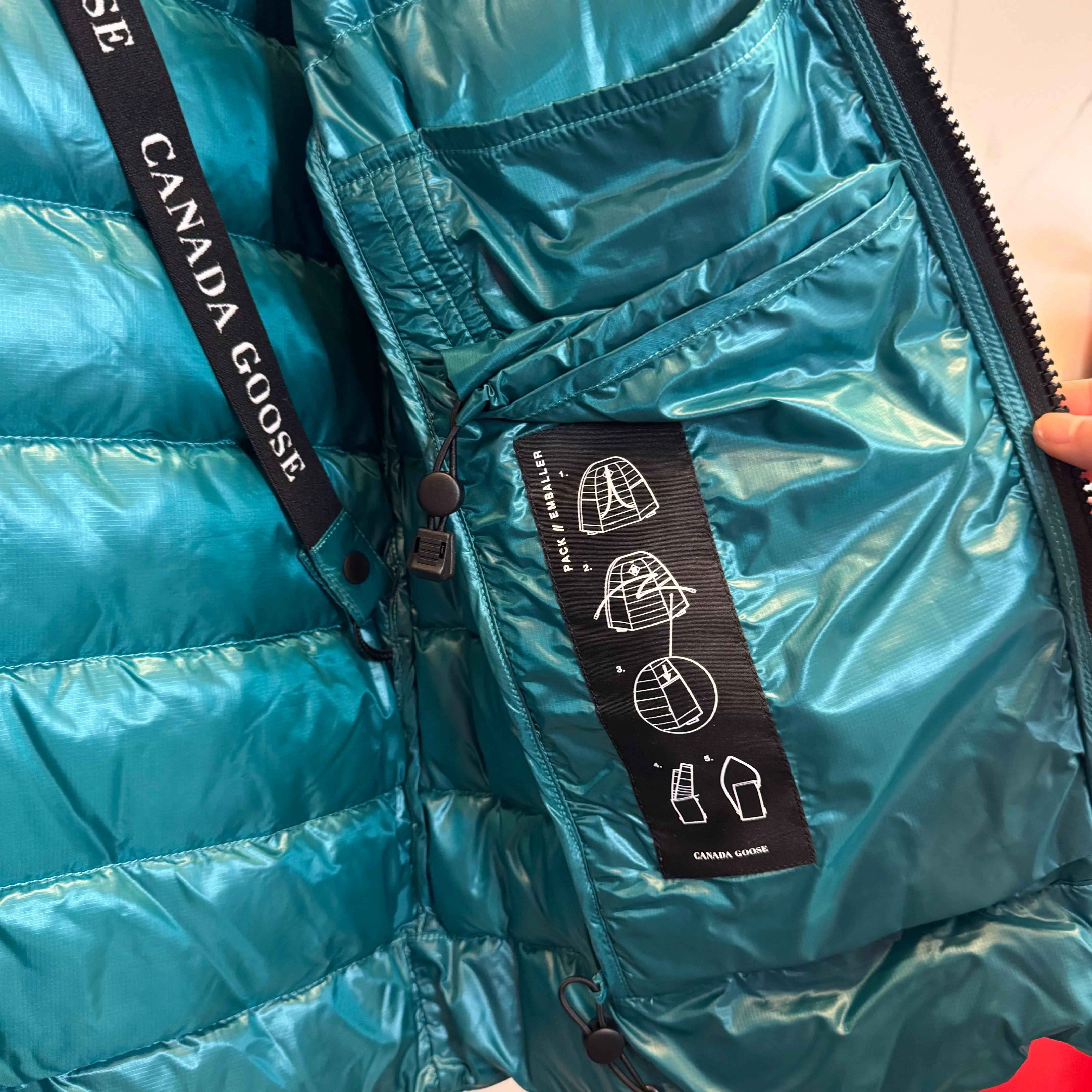 Canada Goose Crofton Hoody Moraine Lake Blue Size M NWT