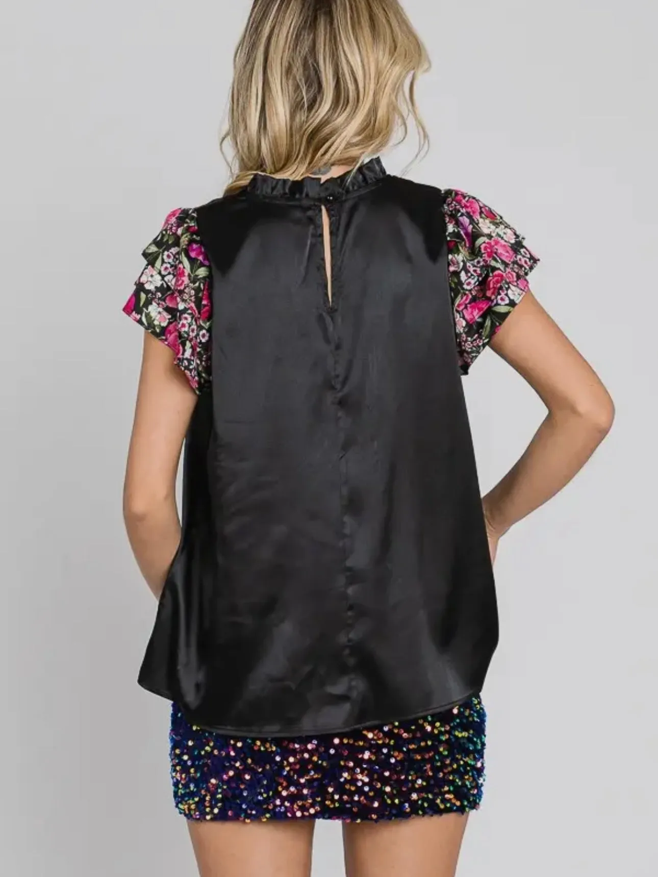 Caught Your Eye Top: Black