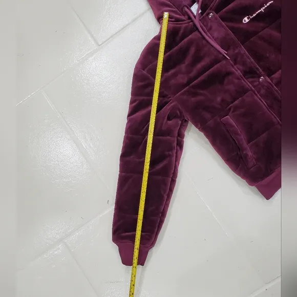 Champion velour puffer jacket woman's size Xtra Small purple