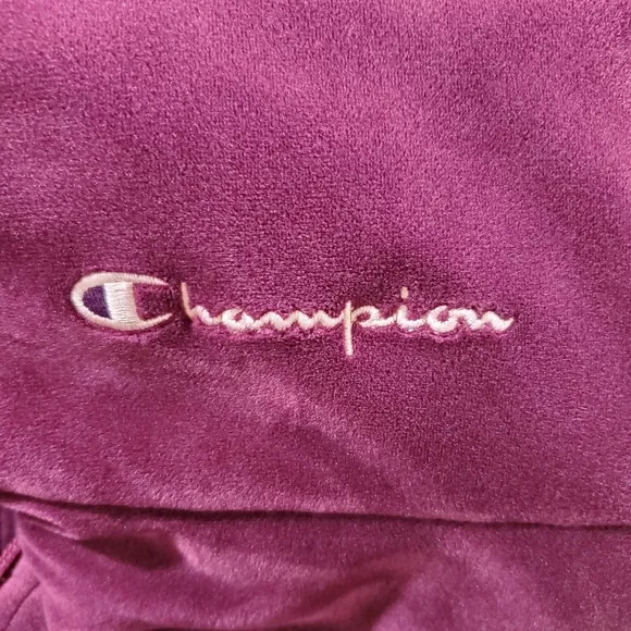 Champion velour puffer jacket woman's size Xtra Small purple