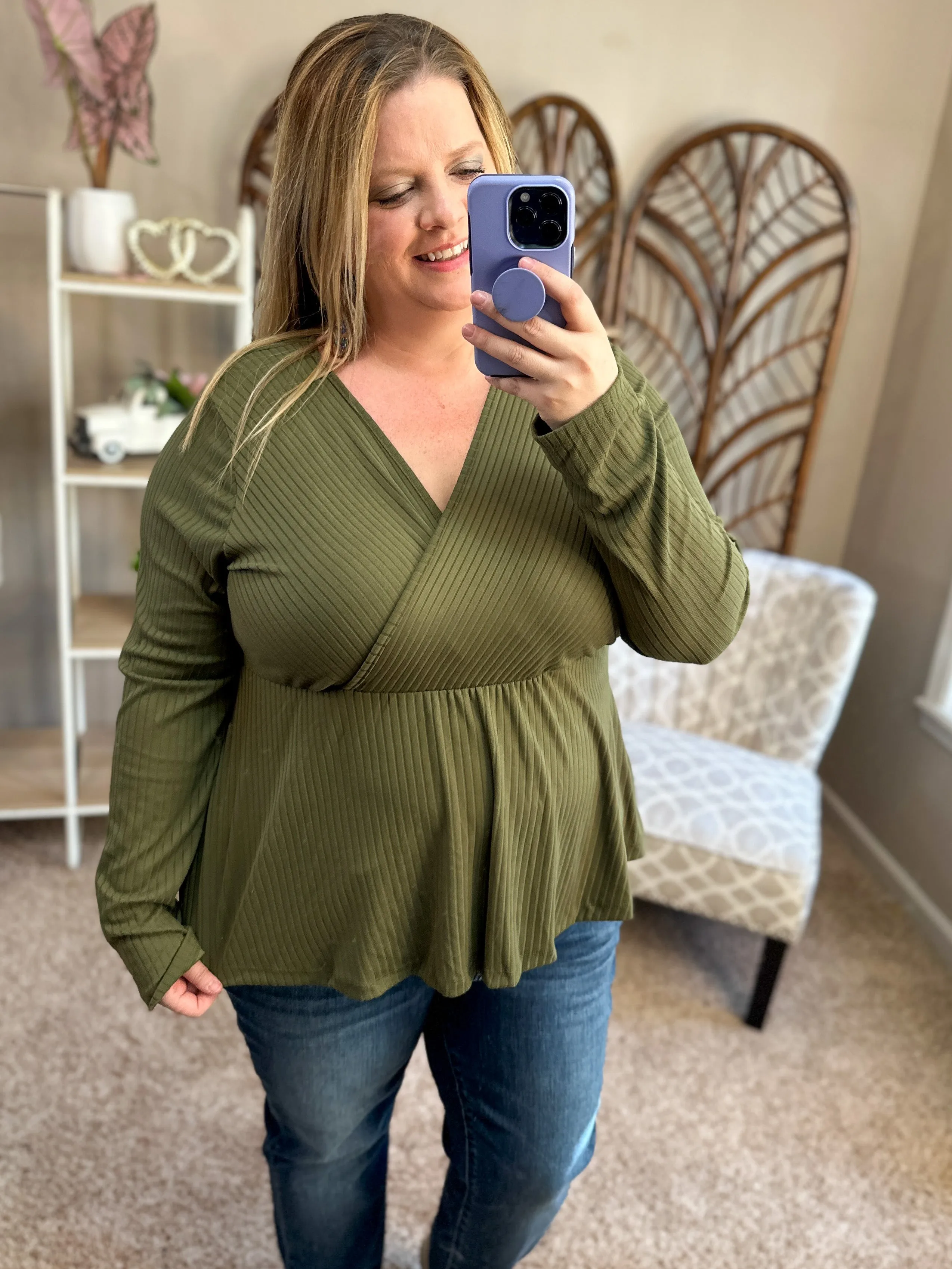 Crossing Corners Top - Olive