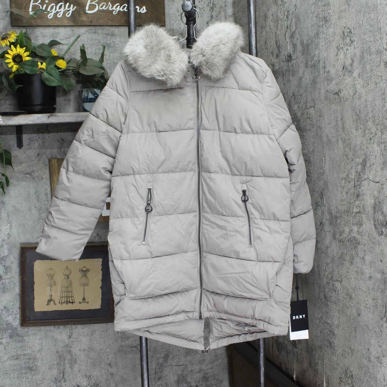 DKNY Womens Down Puffer Coat 1677c2b2023767 Thistle Brown M