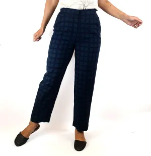 Elk navy and green check straight leg pants size 6, fits 6-8