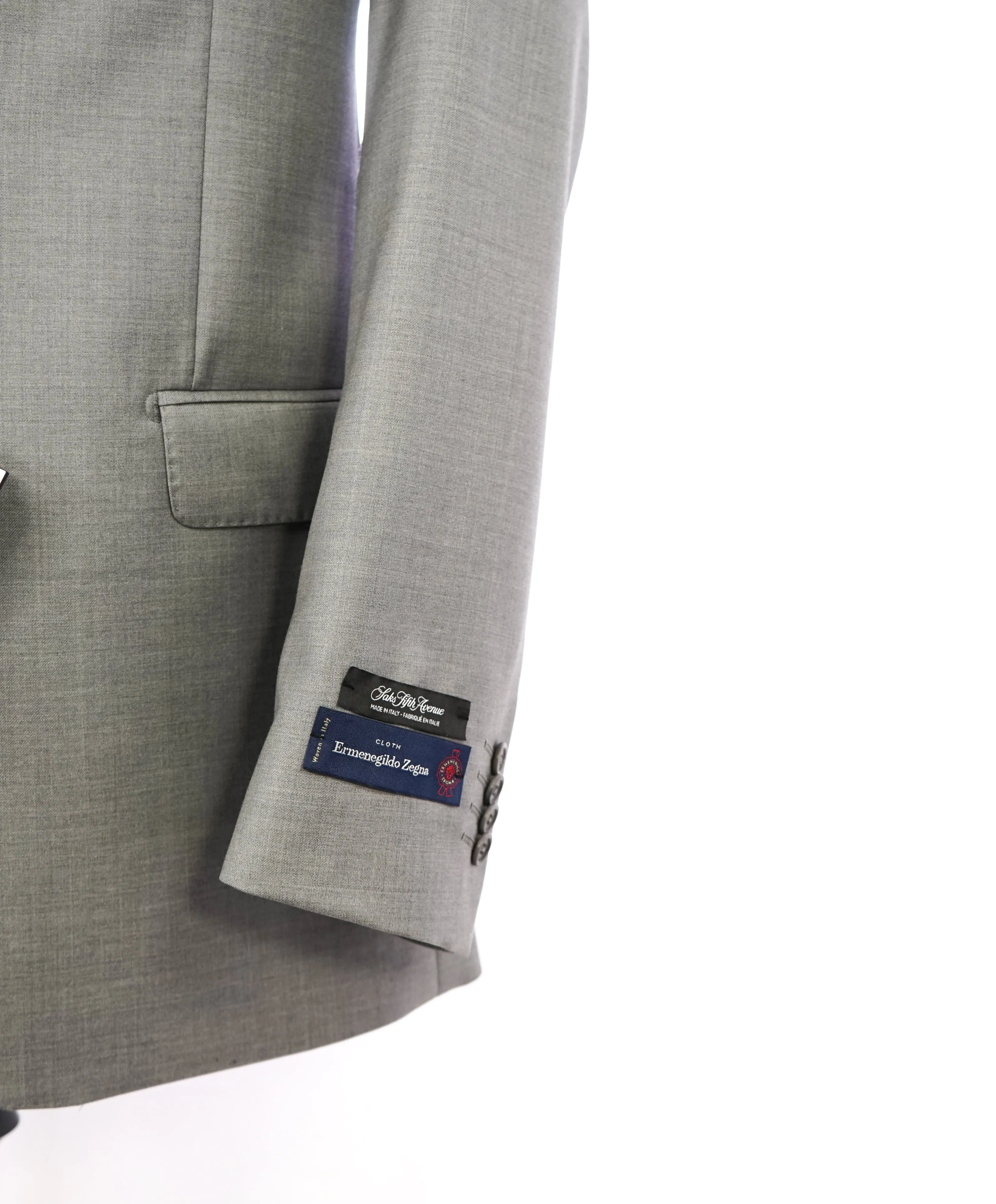 ERMENEGILDO ZEGNA - "Classic" SAKS FIFTH AVENUE Gray Textured Suit - 42L