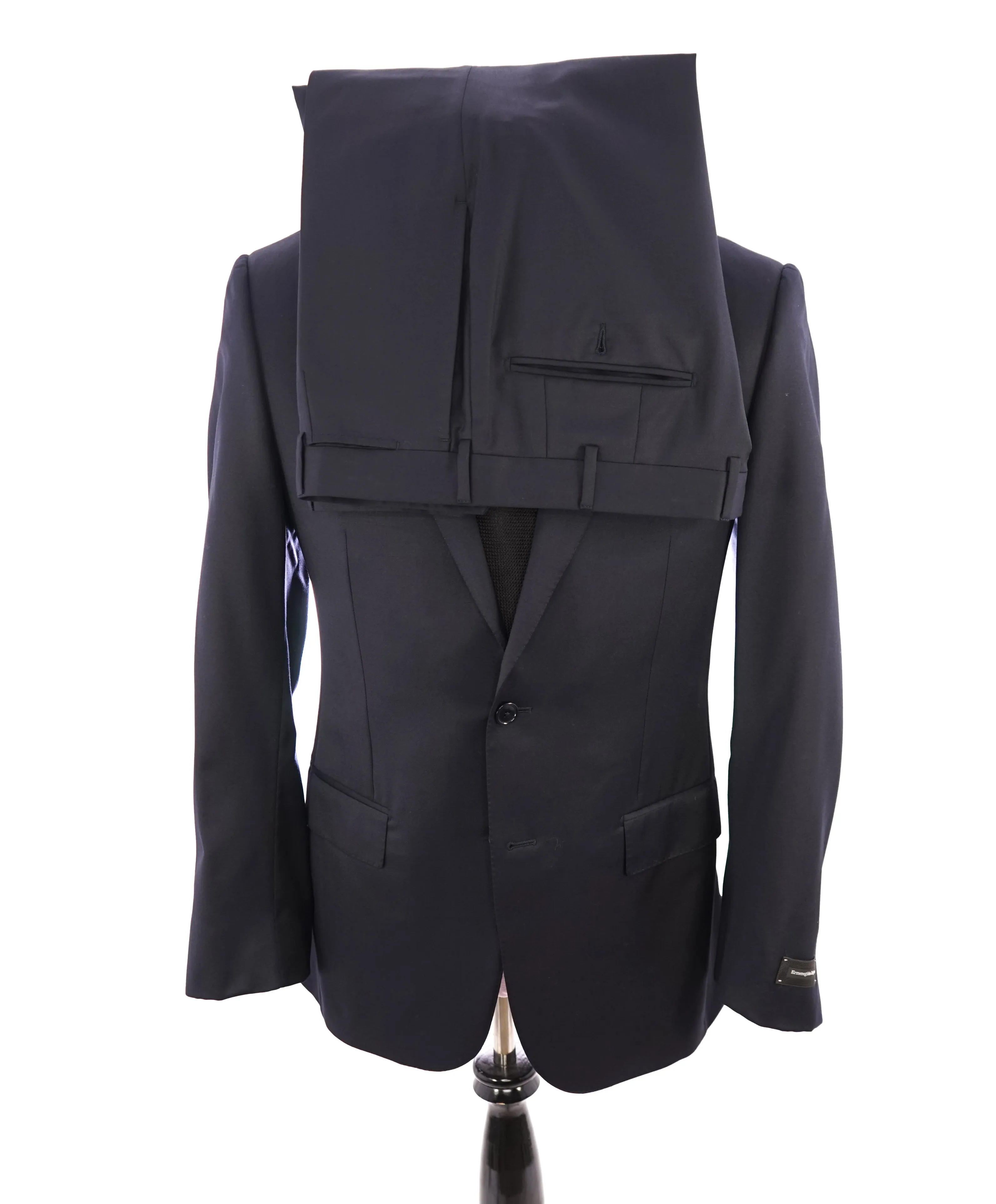 ERMENEGILDO ZEGNA - "MICRONSPHERE" Closet Staple Navy Blue Suit - 40R
