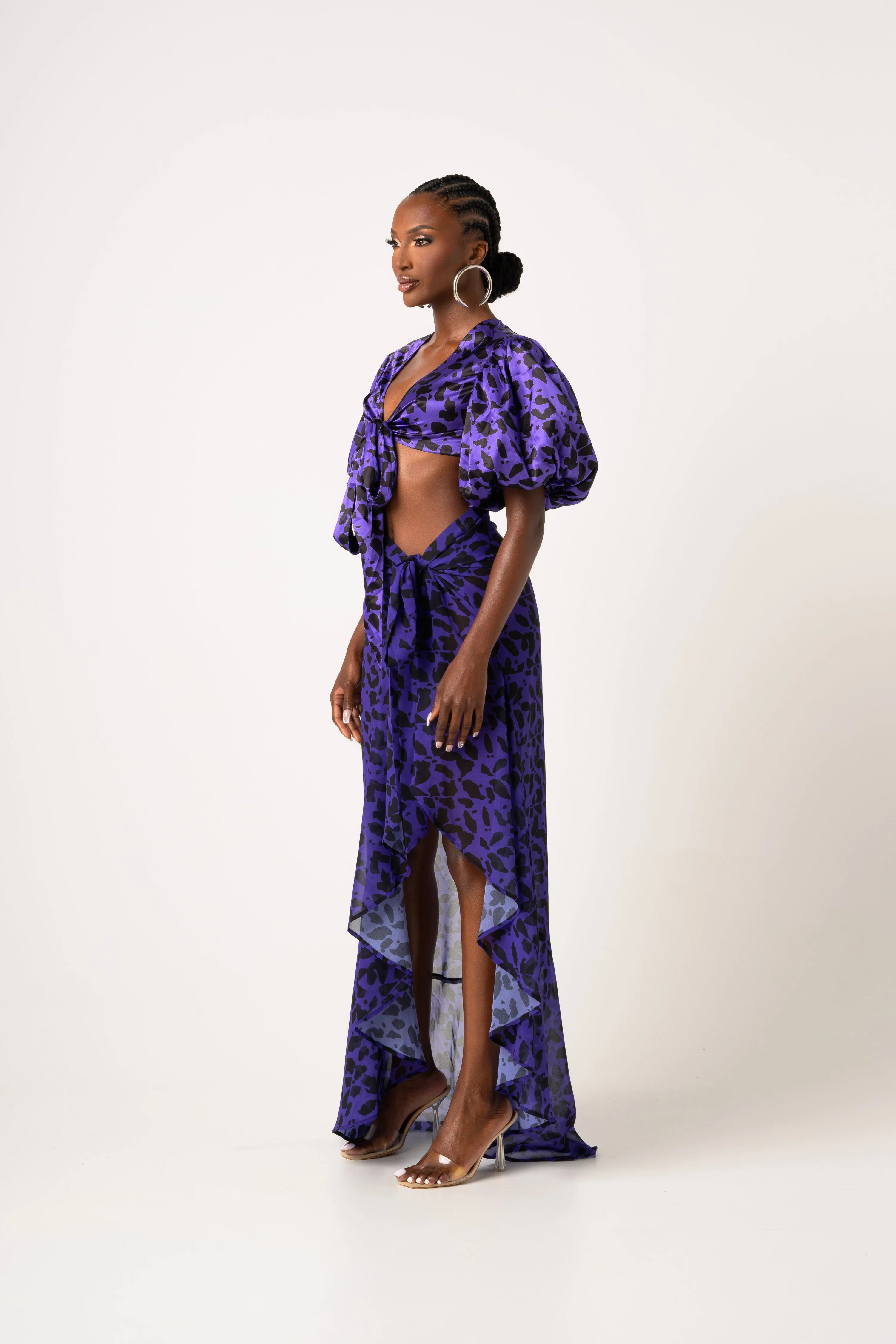 FARRAH PUFFY SLEEVE FRONT TIE CROP TOP