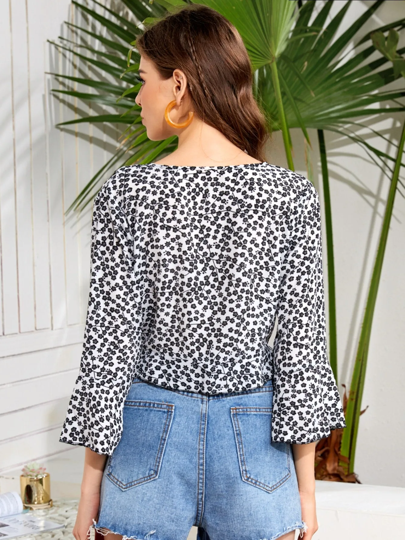 Flared Sleeve Lace Short Sleeve Blouse