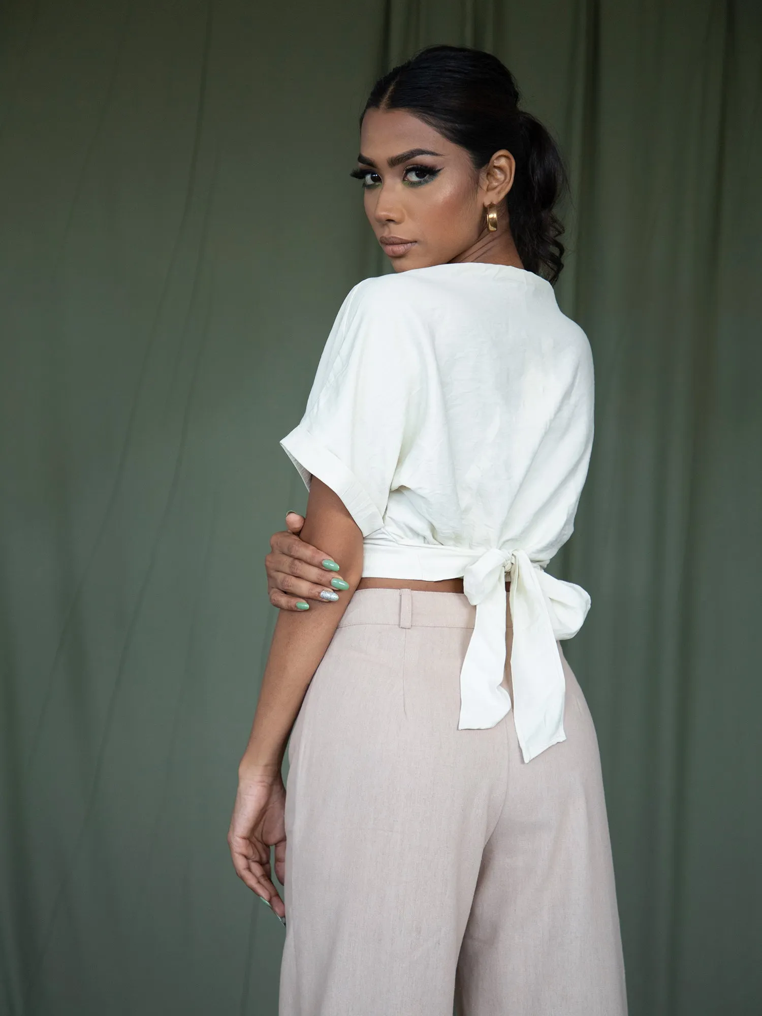 Front Twisted Crop Top
