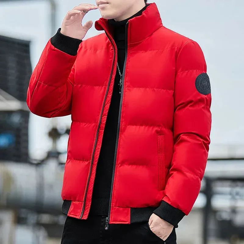 FrostElite - Die Luxuriöse Daunenjacke für eisige Tage