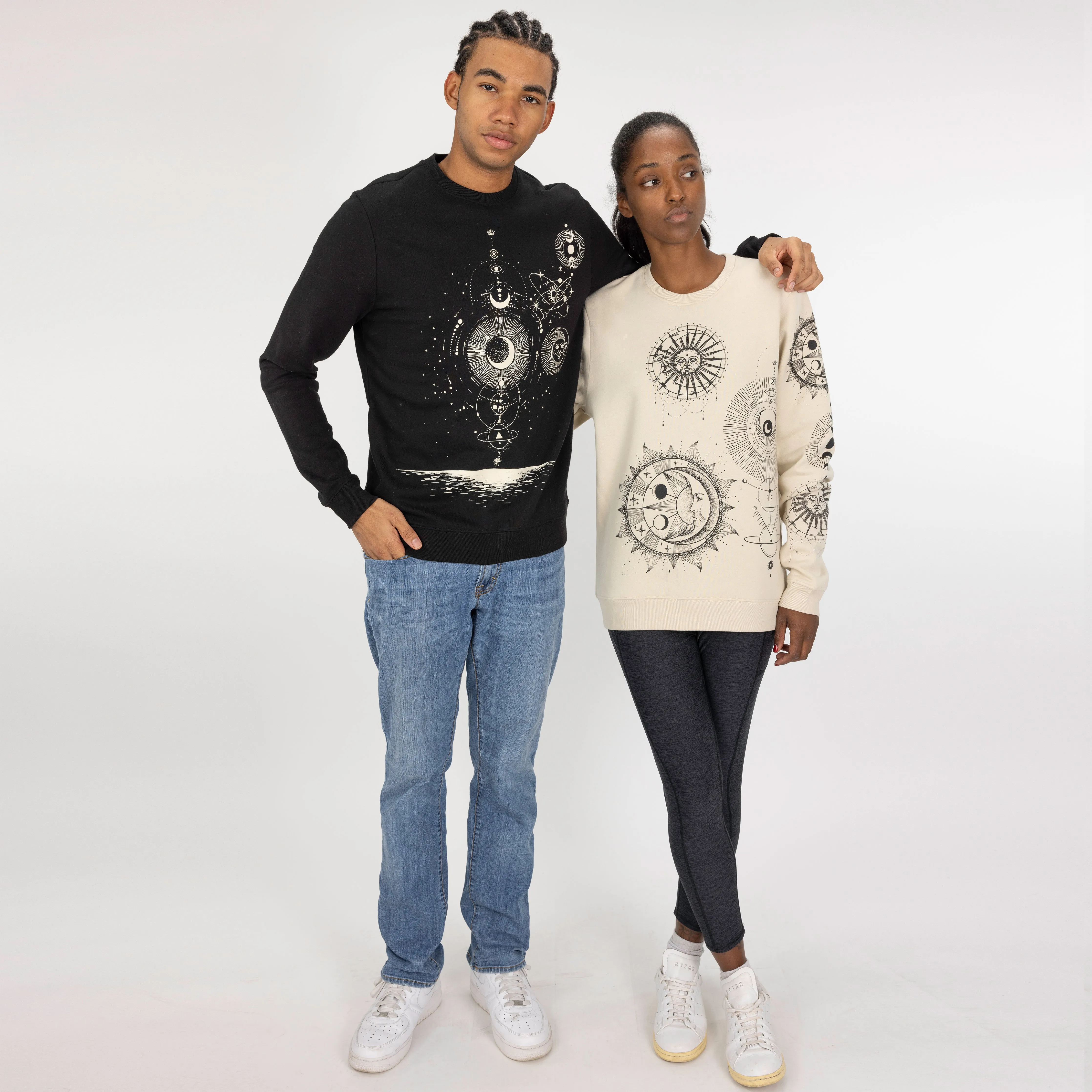 Graphic Wraparound Crewneck Pullover Sweatshirt - Oatmeal / Celestial