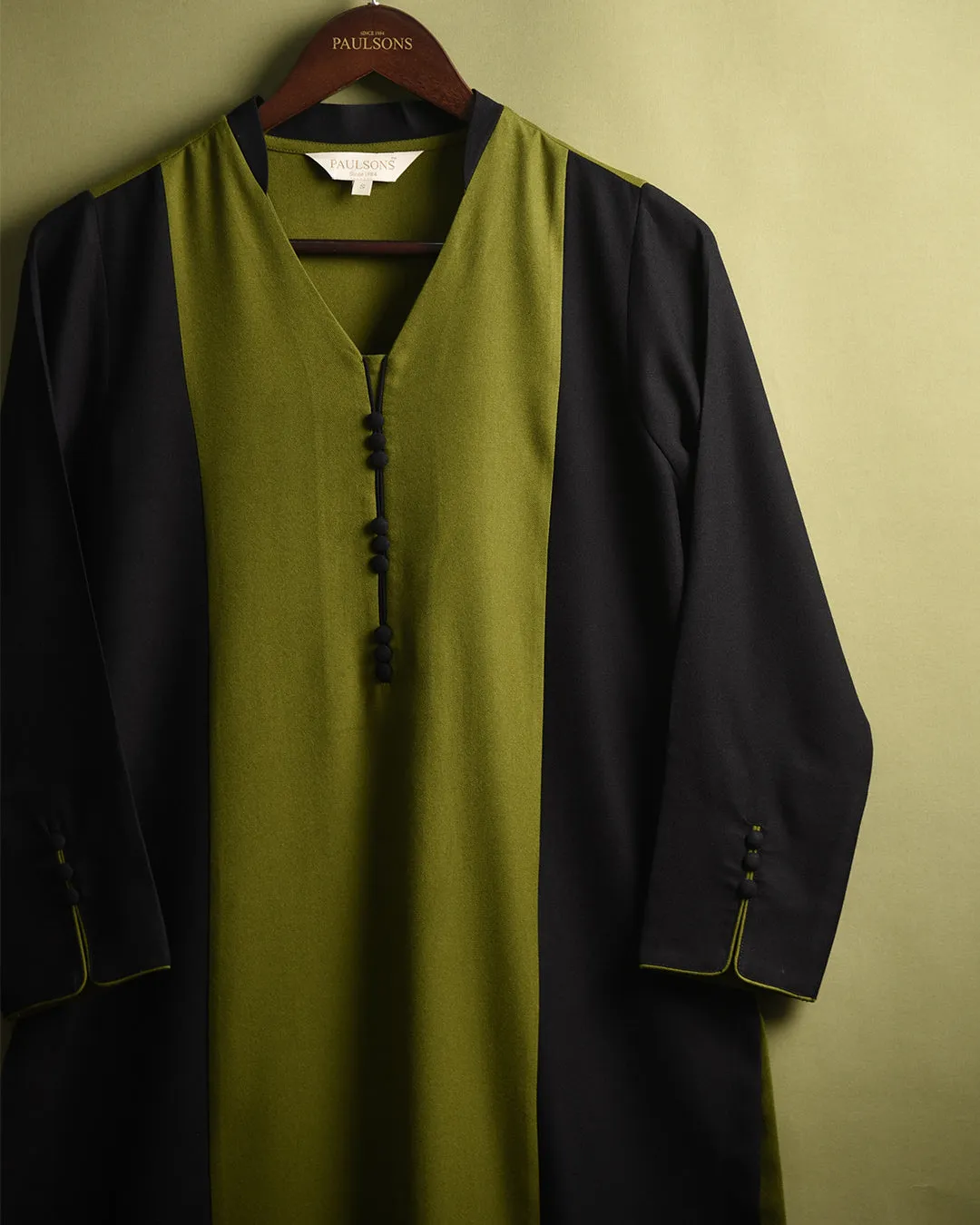 Green With Black Winter Wear Wool Spun Blend Ready To Wear A-Line Kurta With Pant