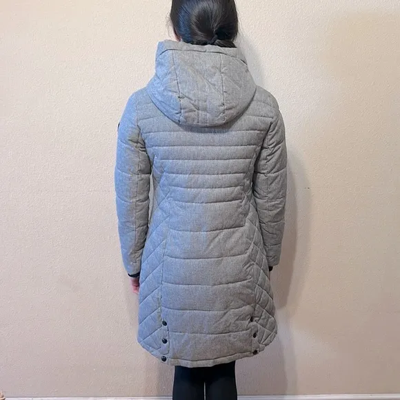 Guess Quilted Hooded Puffer Coat Size Small