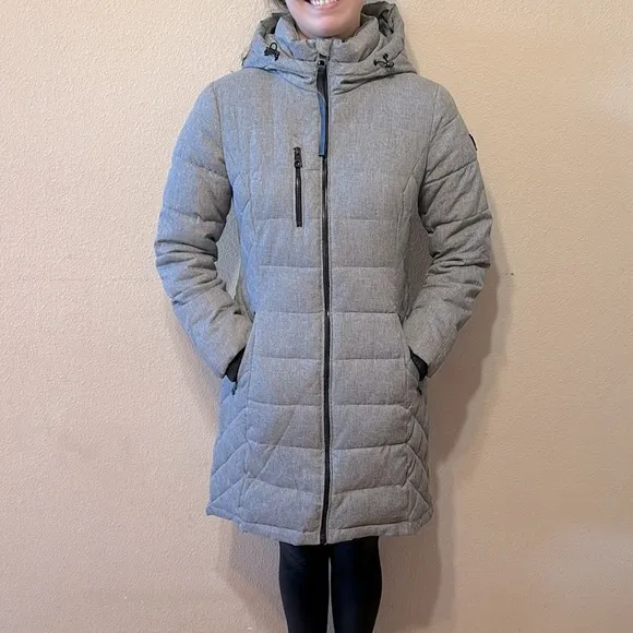 Guess Quilted Hooded Puffer Coat Size Small