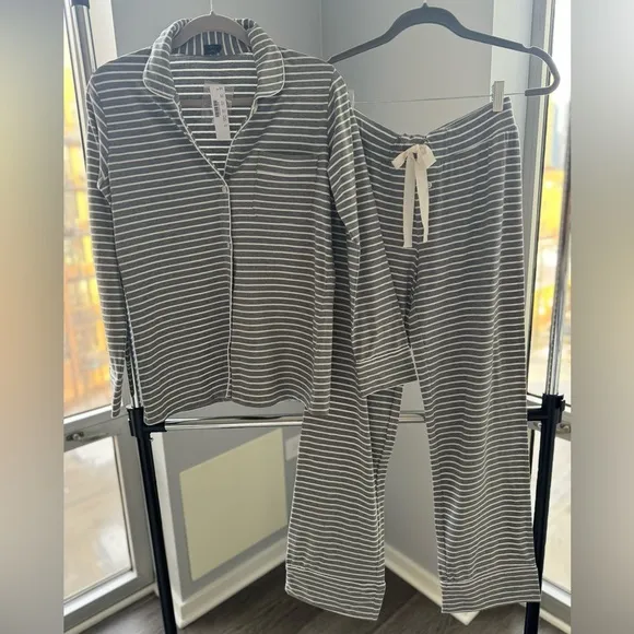 J. CREW Matching Pajama Set - Dreamy pjs - BRAND NEW - Size XS