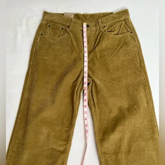 Levi's Jeans Women's 31x30 Low Pro Straight Legs  Brown Corduroy Irregular