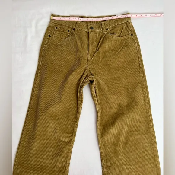 Levi's Jeans Women's 31x30 Low Pro Straight Legs  Brown Corduroy Irregular