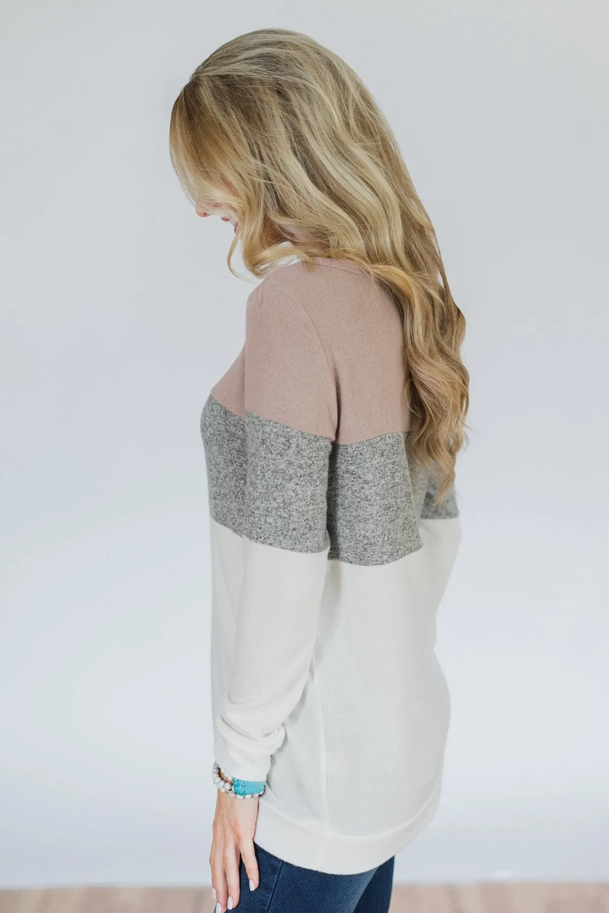 Lookin' Cute In A Color Block Top- Mauve, Grey, & Ivory