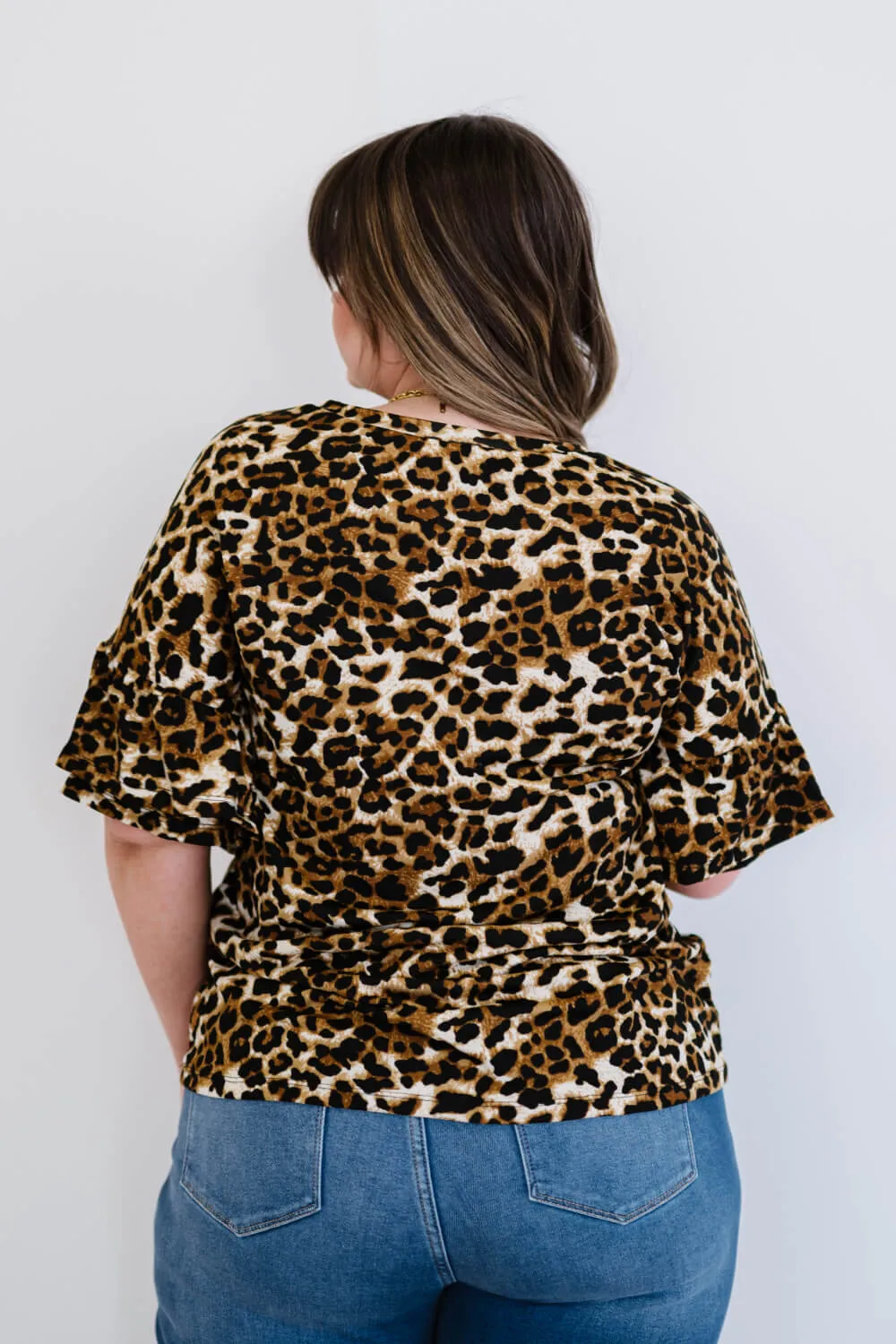 Lookin' Fabulous Full Size Run Leopard Print Tee