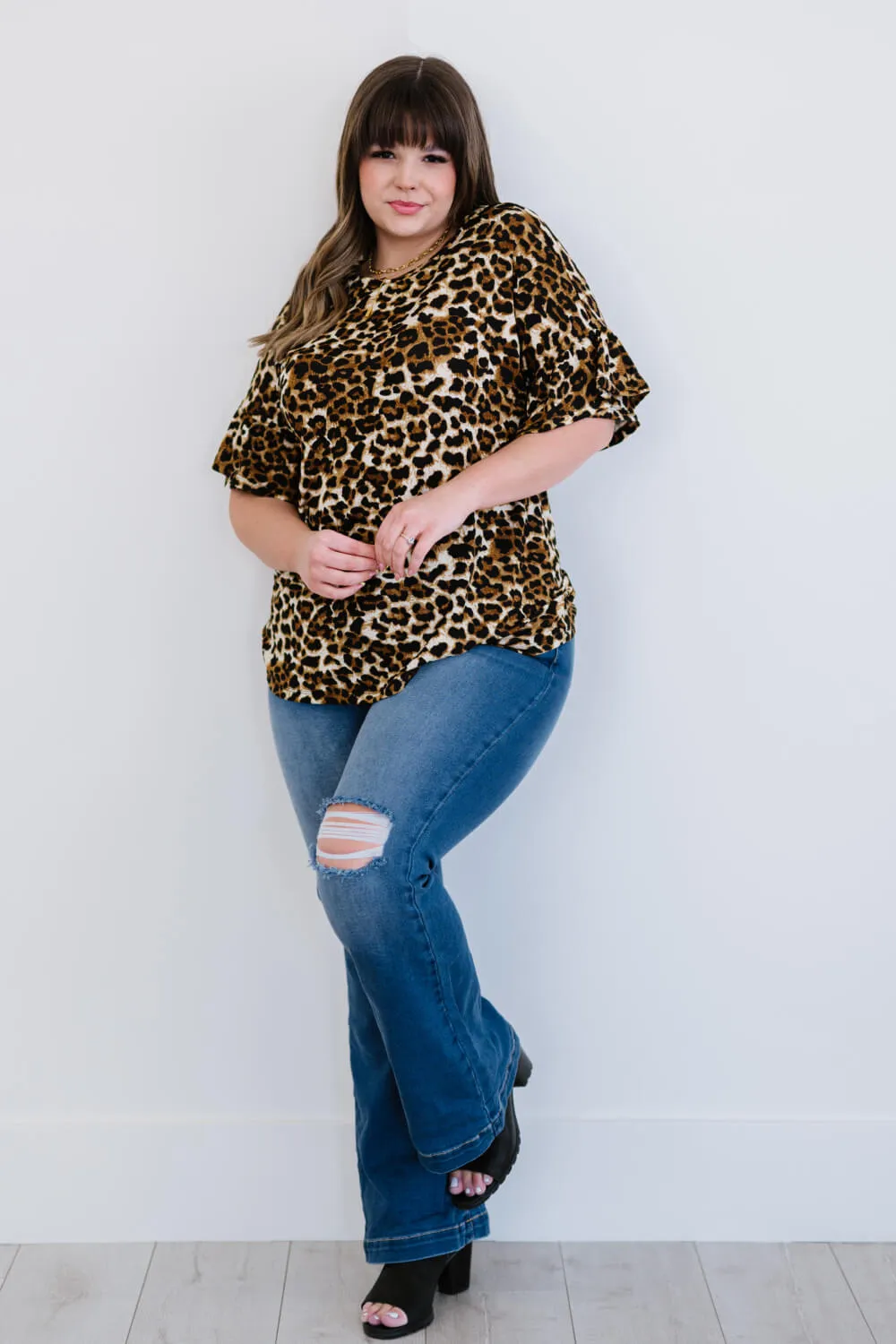 Lookin' Fabulous Full Size Run Leopard Print Tee