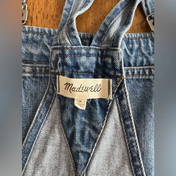 Madewell Adirondack Raw-Hem Short Overalls SZ M Denim