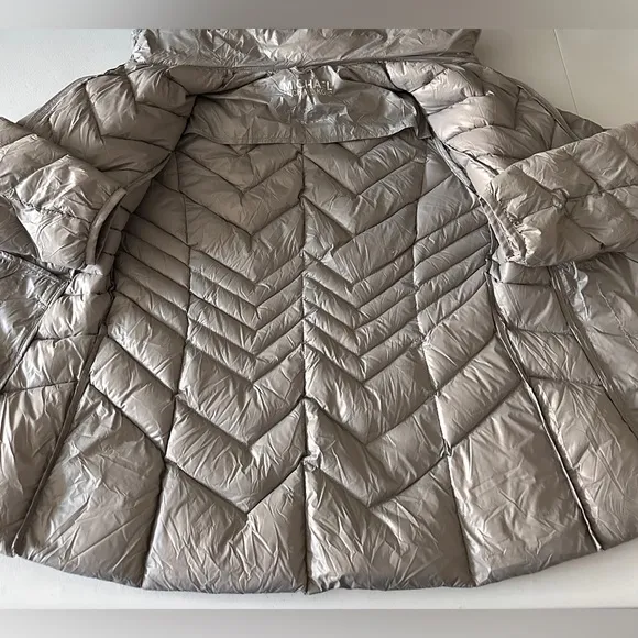 Michael Kors Puffer Jacket Size M
