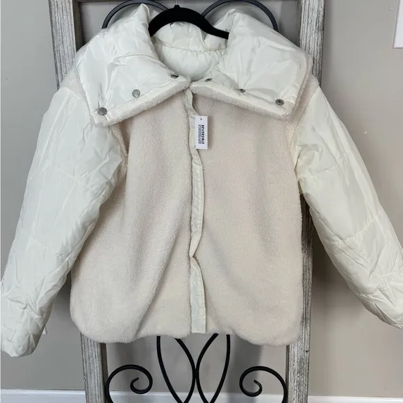 Nicole Miller Reversible Cream Puffer Jacket Size Large