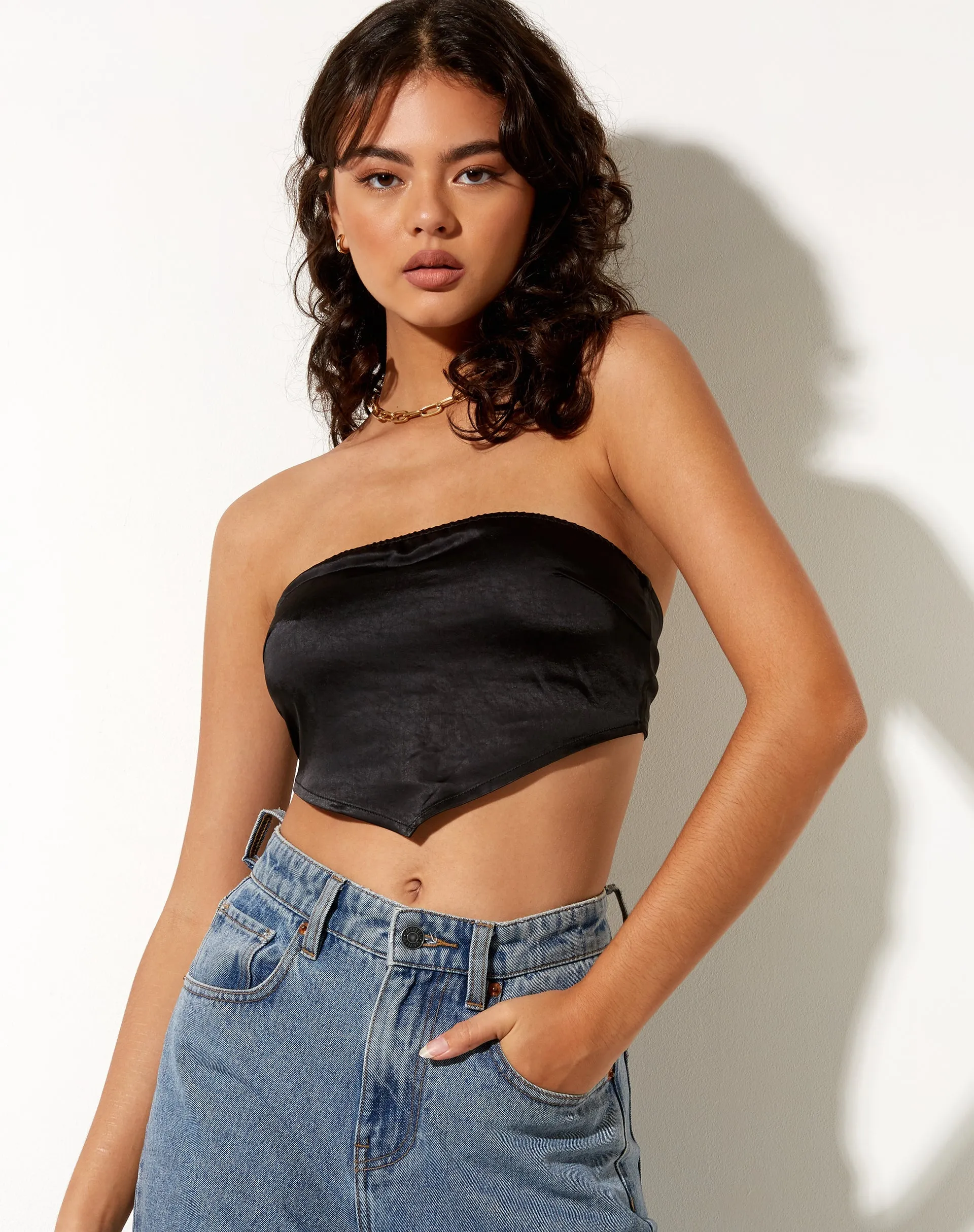 Nolda Crop Top in Satin Black