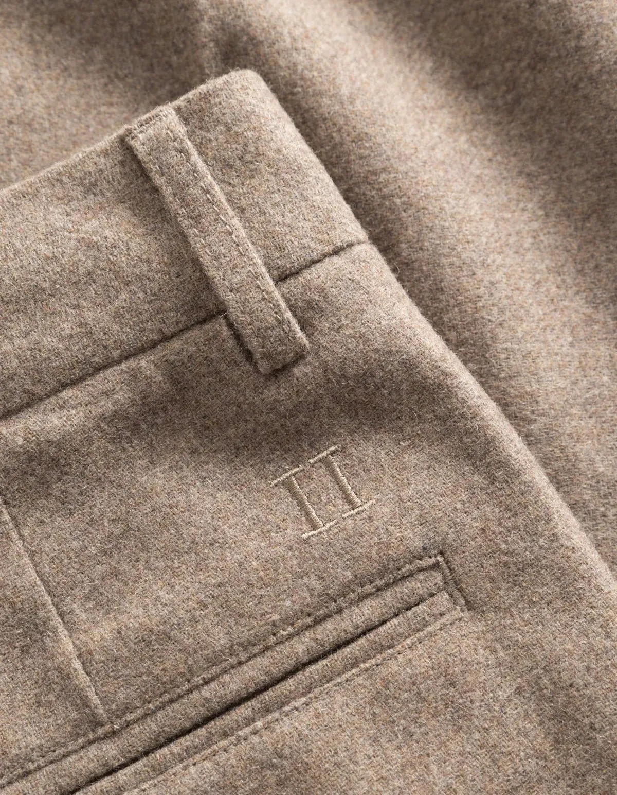 Pantalon COMO REG WOOL SUIT PANTS Desert Taupe Melange