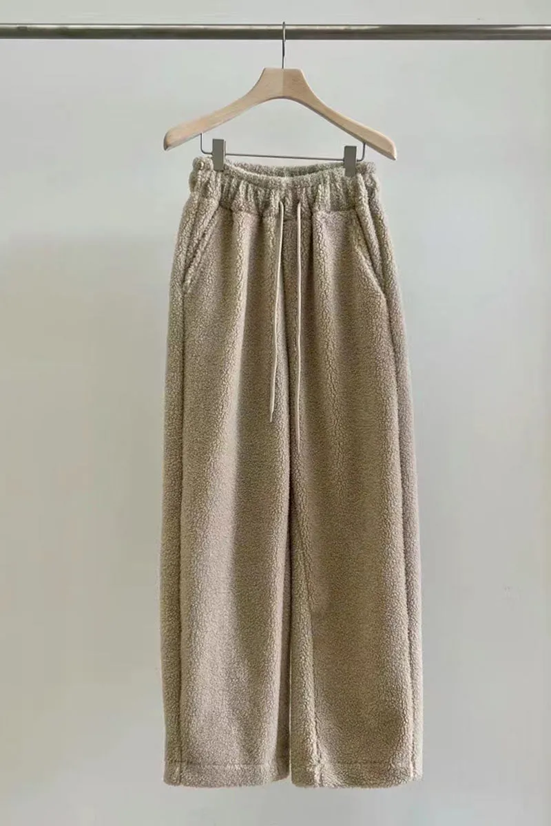 PI0435 Premium Sherpa Sweatpants