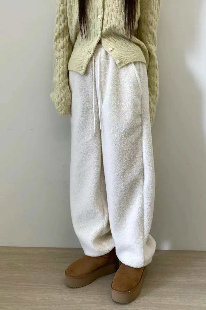 PI0435 Premium Sherpa Sweatpants