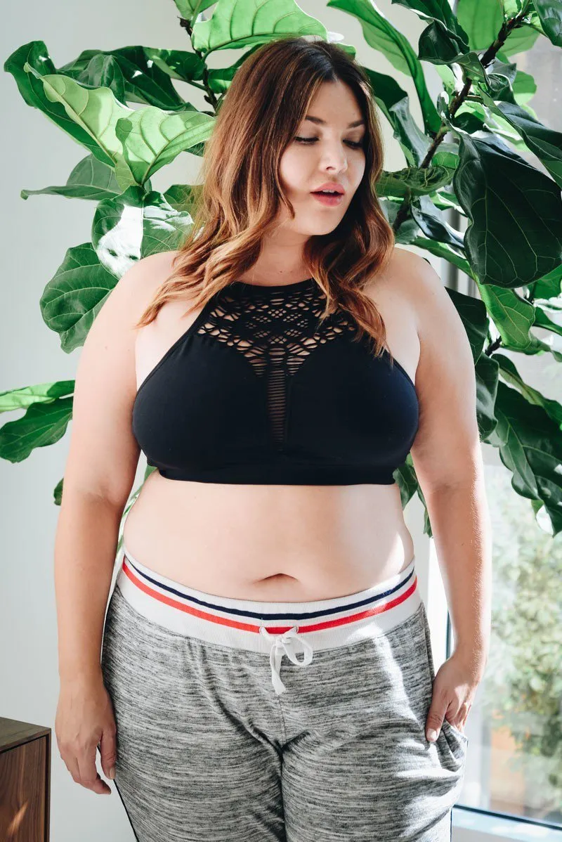 Plus Size Floral Cutout Seamless Crop Top
