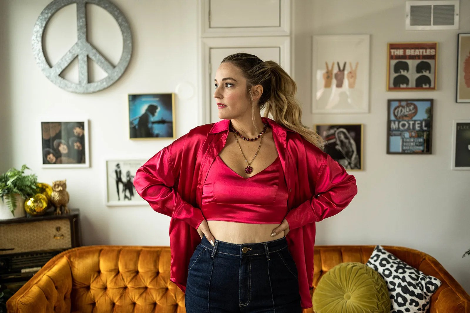 poppy set in hot pink
