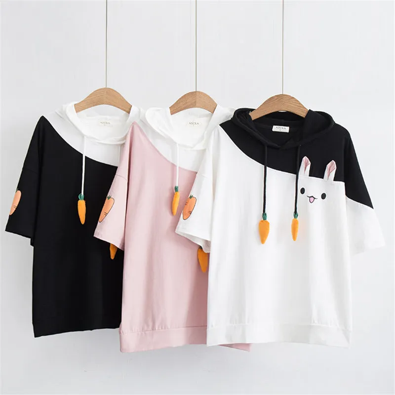 "RABBIT CARROT DRAWSTRING HOODED" T-SHIRT N081110