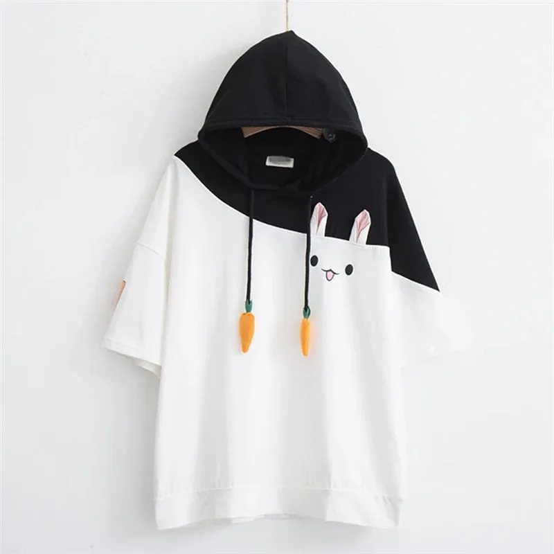 "RABBIT CARROT DRAWSTRING HOODED" T-SHIRT N081110